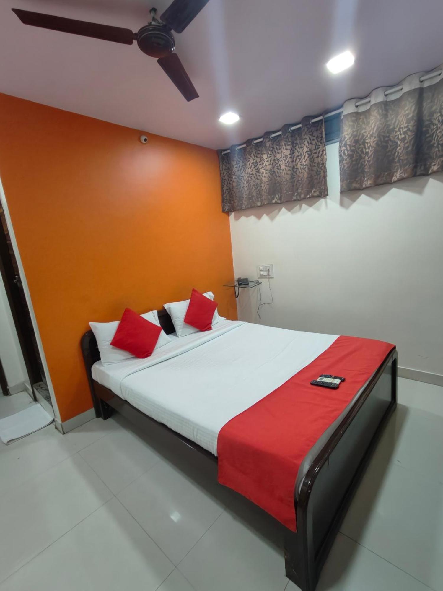 Hotel Golden Arch Bangalore Dış mekan fotoğraf