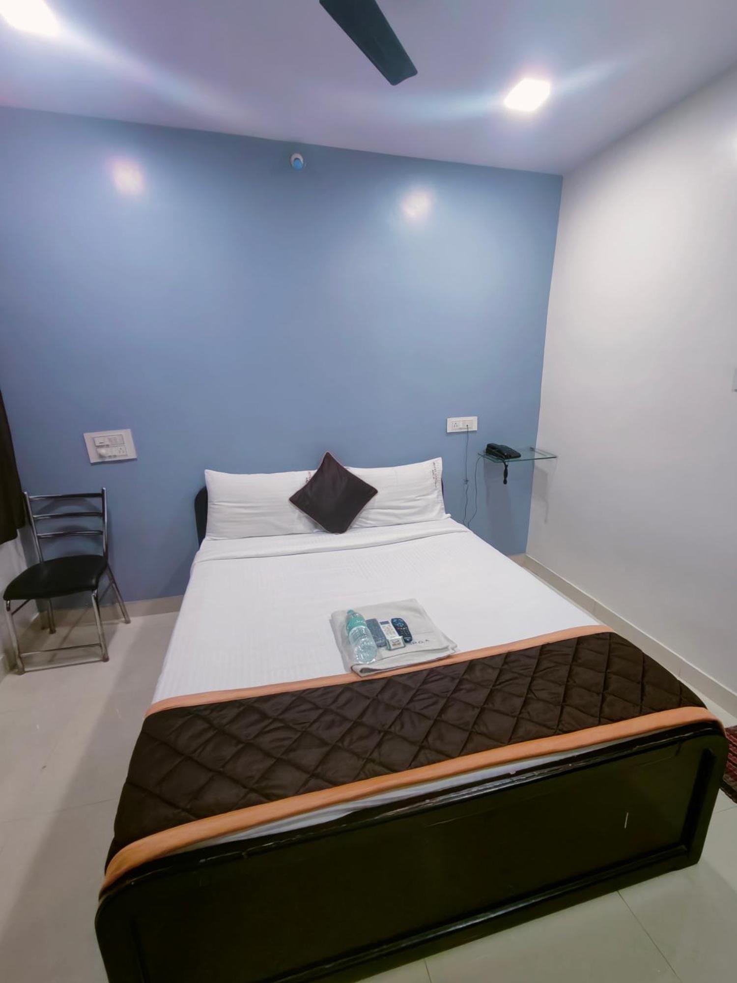 Hotel Golden Arch Bangalore Dış mekan fotoğraf