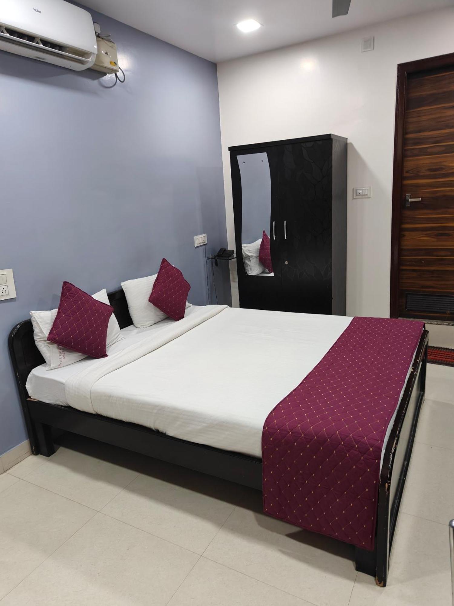 Hotel Golden Arch Bangalore Dış mekan fotoğraf